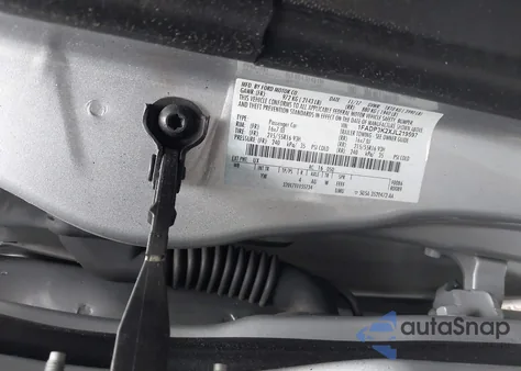 2018 Ford Focus Se z USA, uszkodzony, nr VIN 1FADP3K2XJL219597